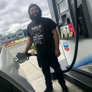 Meet your Posher, Gilberto